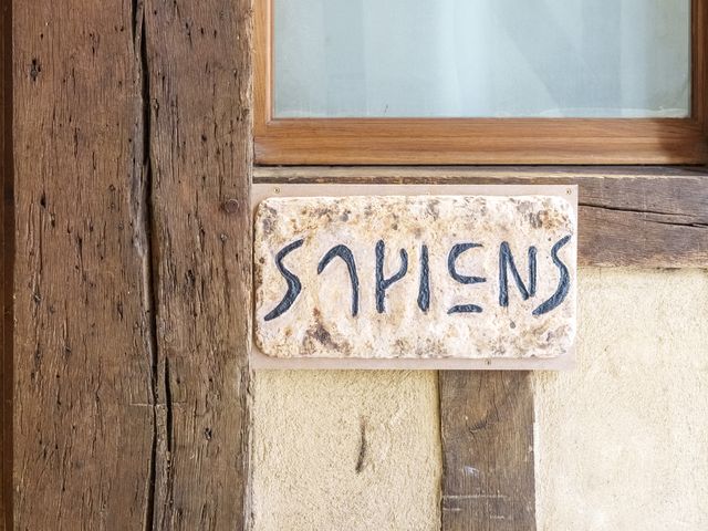 SAPIENS 